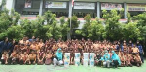 Lewat KKN, Mahasiswa ITS Tanamkan Budaya Pilah Sampah Sejak Dini
