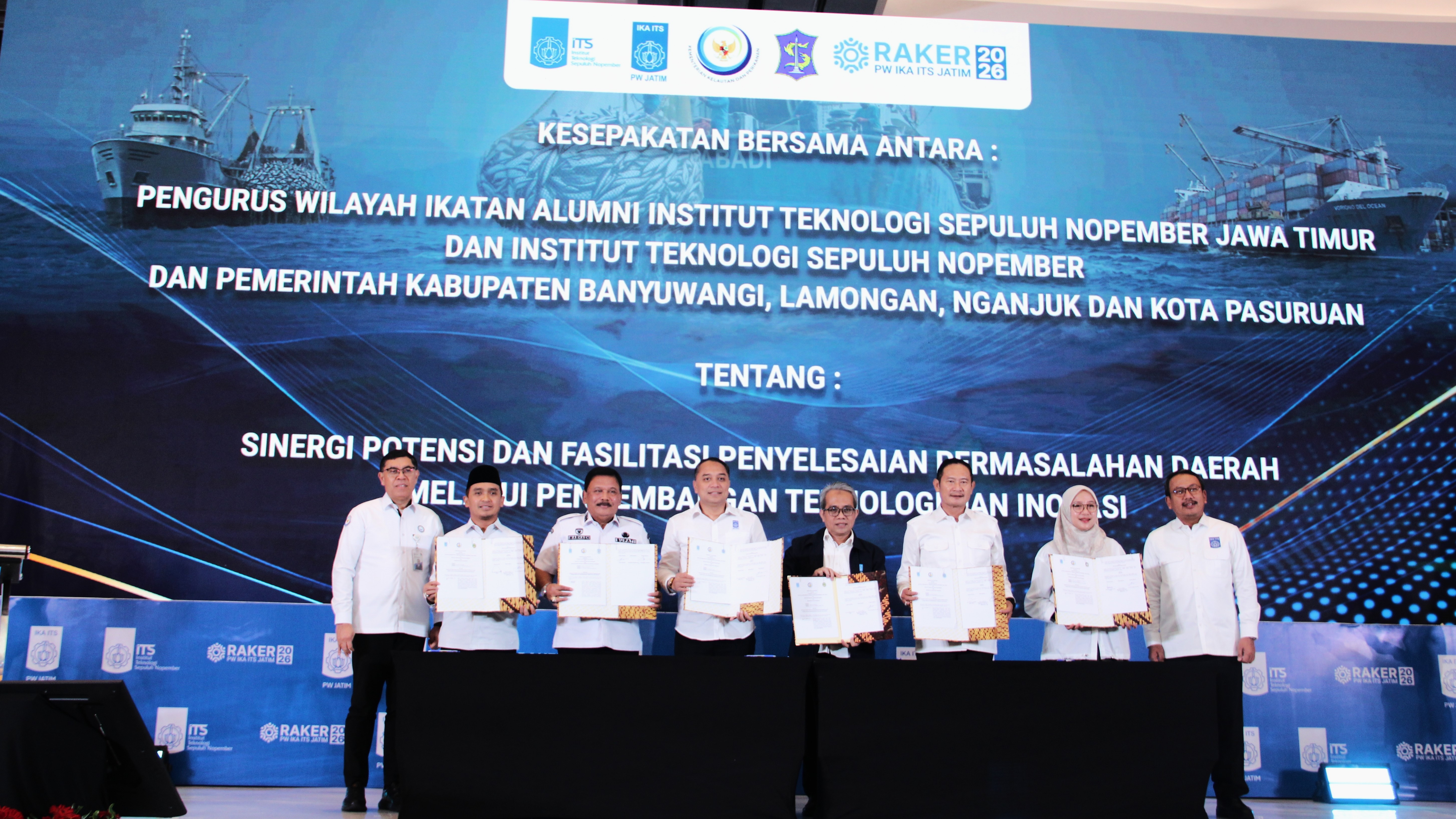 Mou-ITS-dengan-Sejumlah-Kepala-Daerah-dan-PW-IKA-ITS-Terkait-pemanfaatan-Hasil-Inovasi