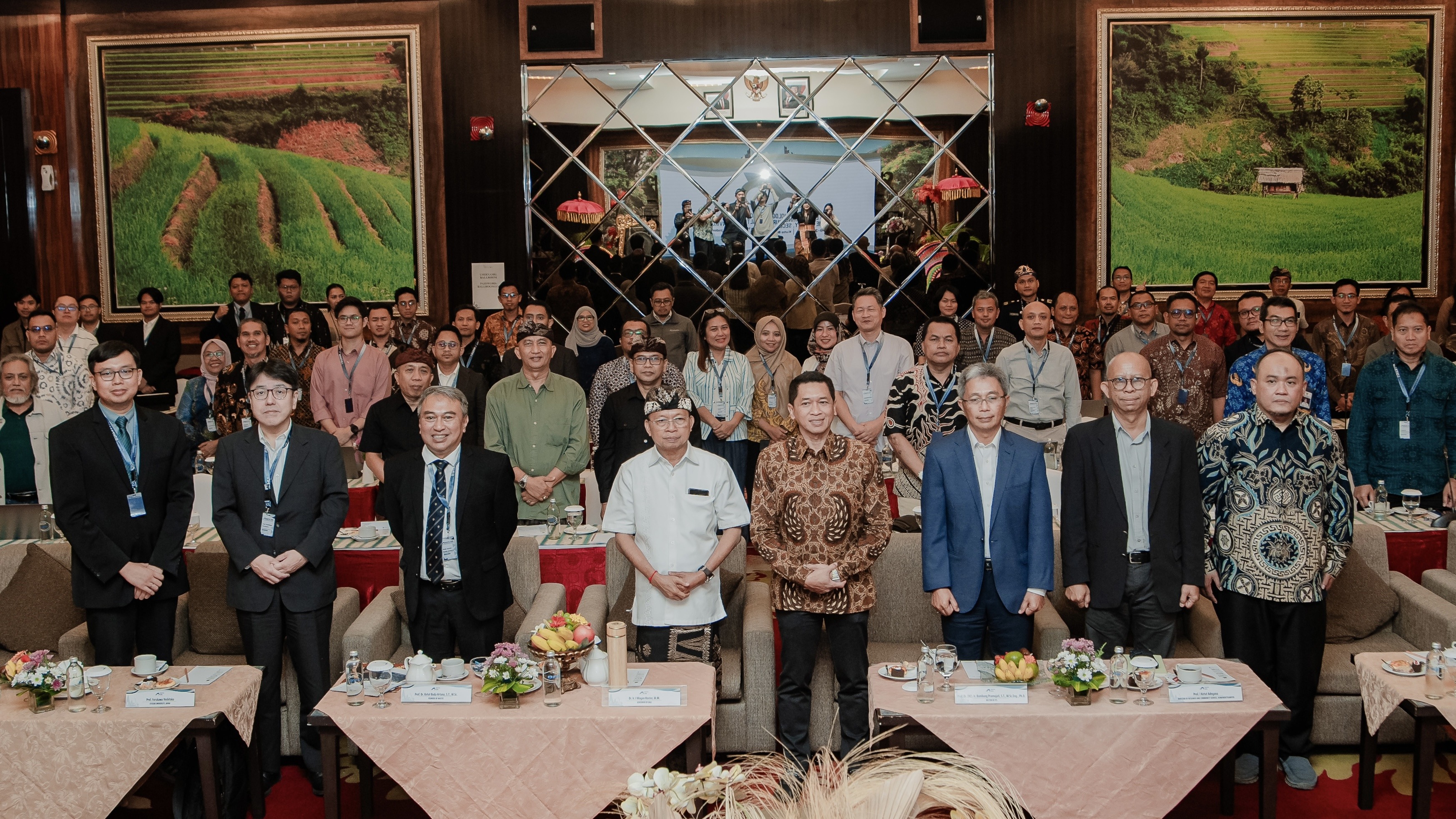 Para pembicara, tamu undangan, dan peserta dalam 5th Maritime Safety International Conference (MASTIC) 2026