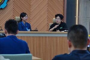 Content Creator asal China Bagikan Wawasan Teknologi ke Mahasiswa ITS