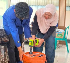 ITS Berdayakan Warga Mojolebak lewat Budidamber