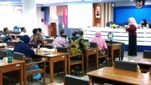 ITS Library staff attending in-house training on digital transformation and service innovation