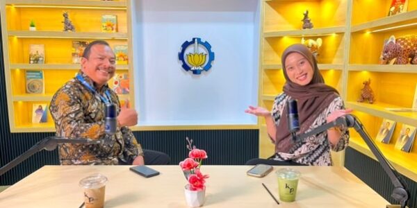 Menjaga Sentuhan Manusia di Tengah Digitalisasi
