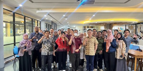 IEEE Bahas Publikasi Riset dan Program APC