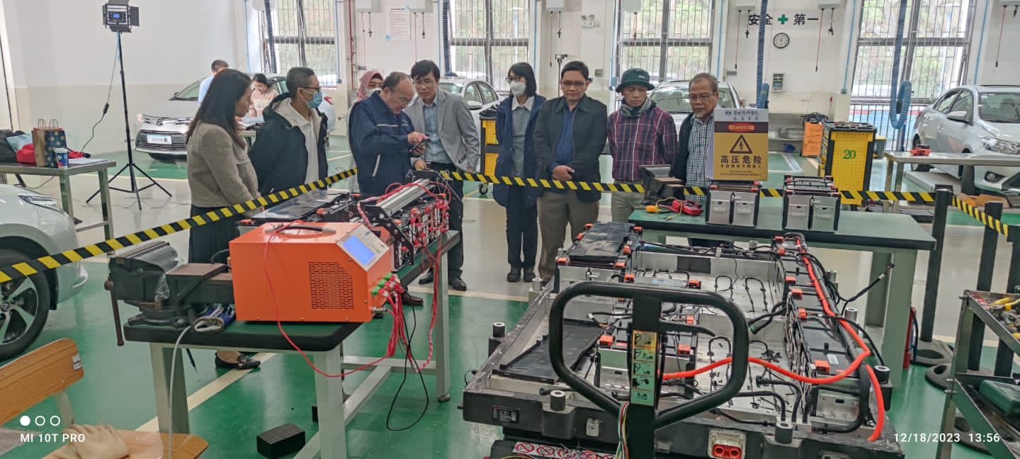 PHOTO-2023-12-18-22-36-14