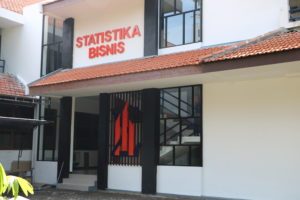 Departemen Statistika Bisnis ITS