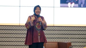 Sekolah Kepemimpinan ITS bersama Tri Rismaharini: “From Zero to Hero”