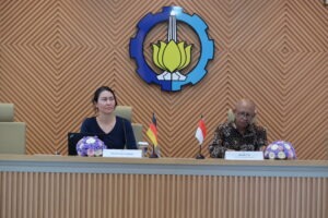 Guest Lecture Internasional: Penguatan Perspektif Global dalam Pendidikan Engineering