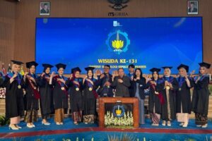 Wisudawan Prodi Studi Pembangunan di Wisuda ke-131 ITS