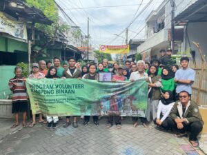 Kampung Binaan HIMADEV Bawa Perubahan Nyata di Kampung Klampis Ngasem