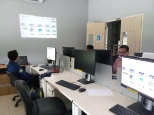 Pelatihan Penggunaan Software Simulasi ANSYS di Lab CAE STP Otomotif