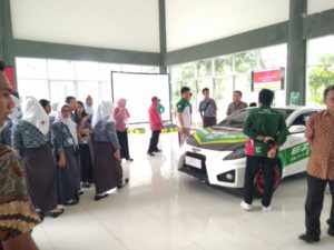 Kunjungan SMAN 3 Palembang ke PUI SKO ITS