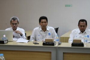 ITS Gandeng Panasonic dalam Pemasangan PJU Hemat Energi