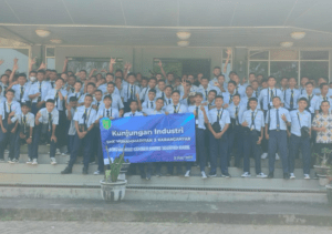 KUNJUNGAN INDUSTRI SMK MUHAMMADIYAH 3 KARANGANYAR