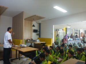 KUNJUNGAN INDUSTRI SD ISLAM MUTIARA ANAK SHOLEH