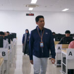 Fasilitasi 12.585 Peserta, Rektor ITS Tinjau Langsung Hari Pertama UTBK 2026