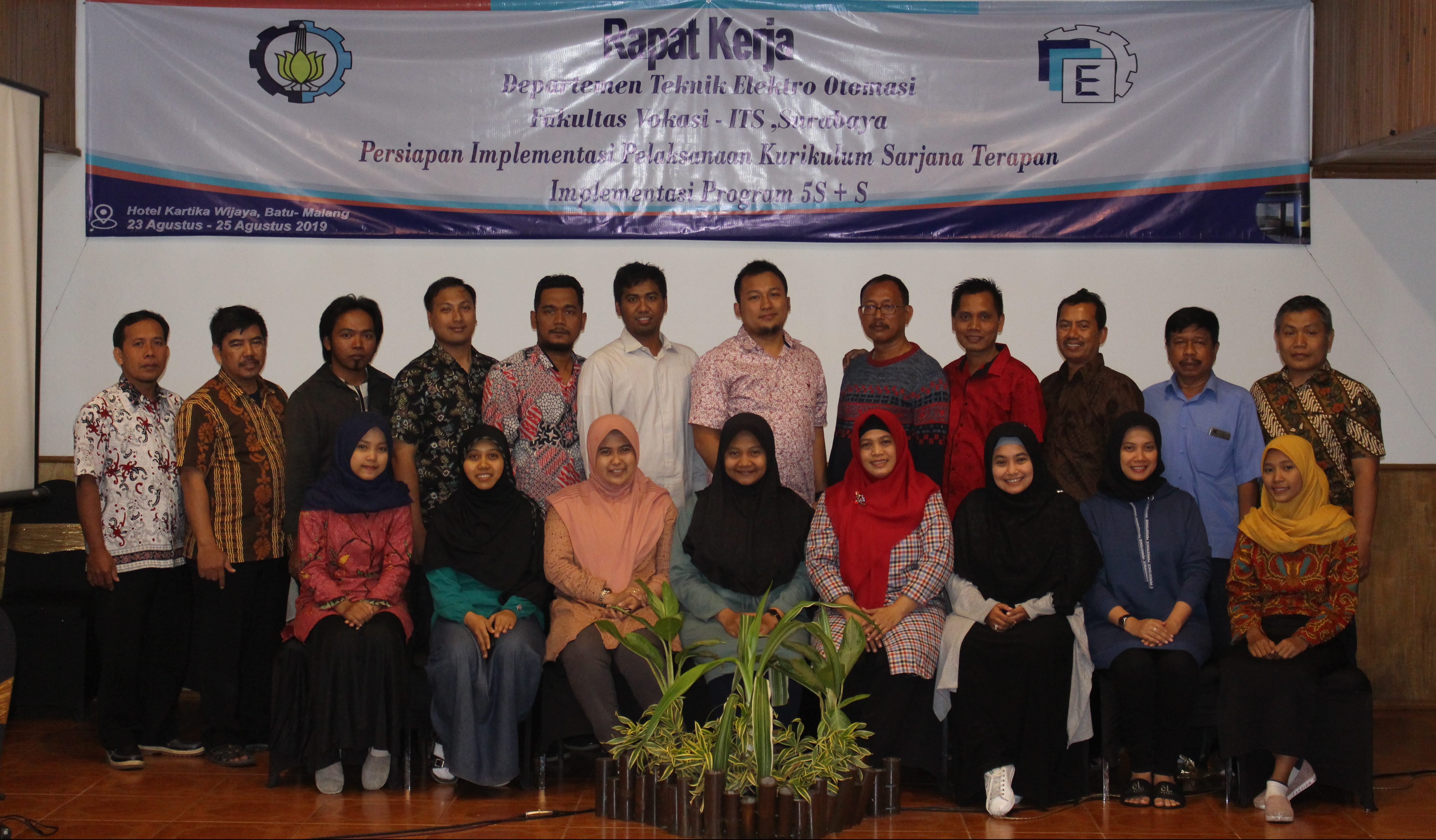Lecturer and Staff Departemen Teknik Elektro Otomasi