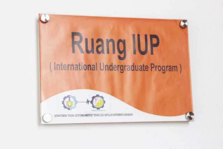Ruang IUP - Departemen Teknik Geofisika