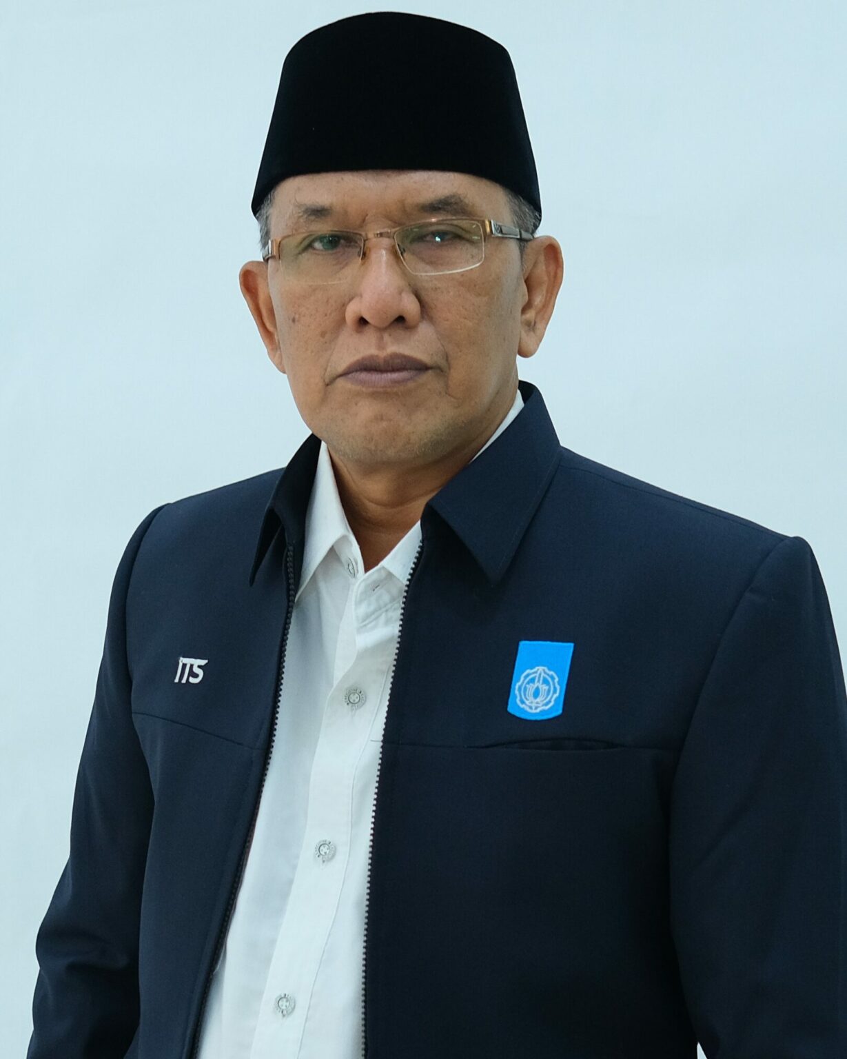 Rofik Tendik Teknik Geofisika ITS 2 - Departemen Teknik Geofisika