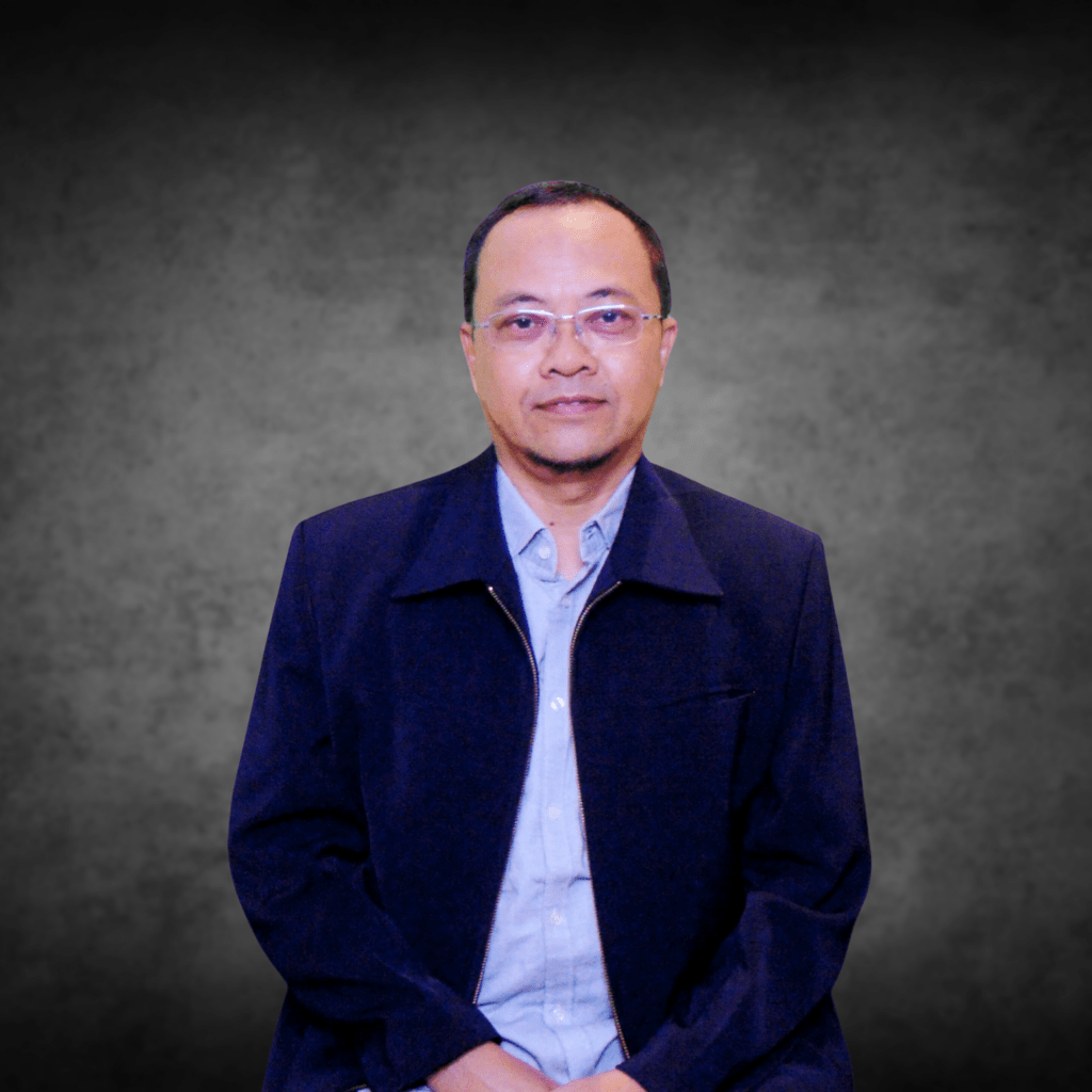 Ular meni aldab pul evaziga kamerada onanizm qilishdi.