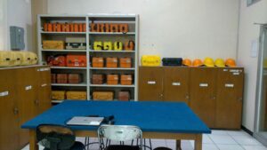 Equipment Laboratory_01