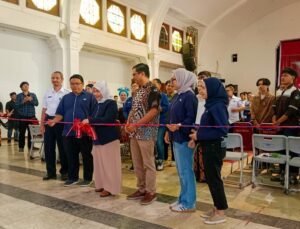 Prosesi Pemotongan Pita