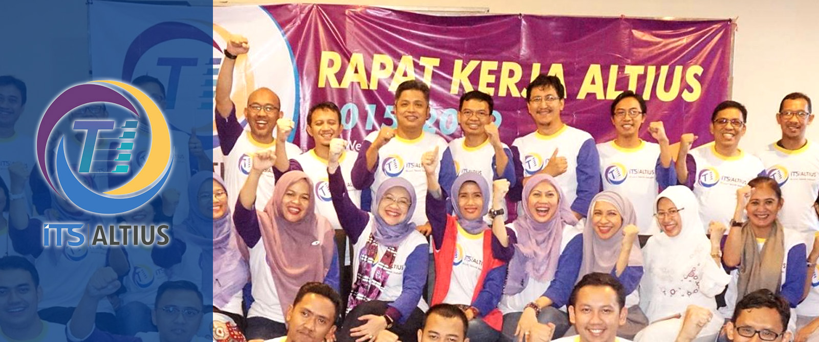 Yuliya porno 1980 yil Uy qurilishi pornosining samimiy fotosurati