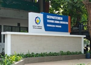 taman Departemen Teknik Kimia Industri ITS