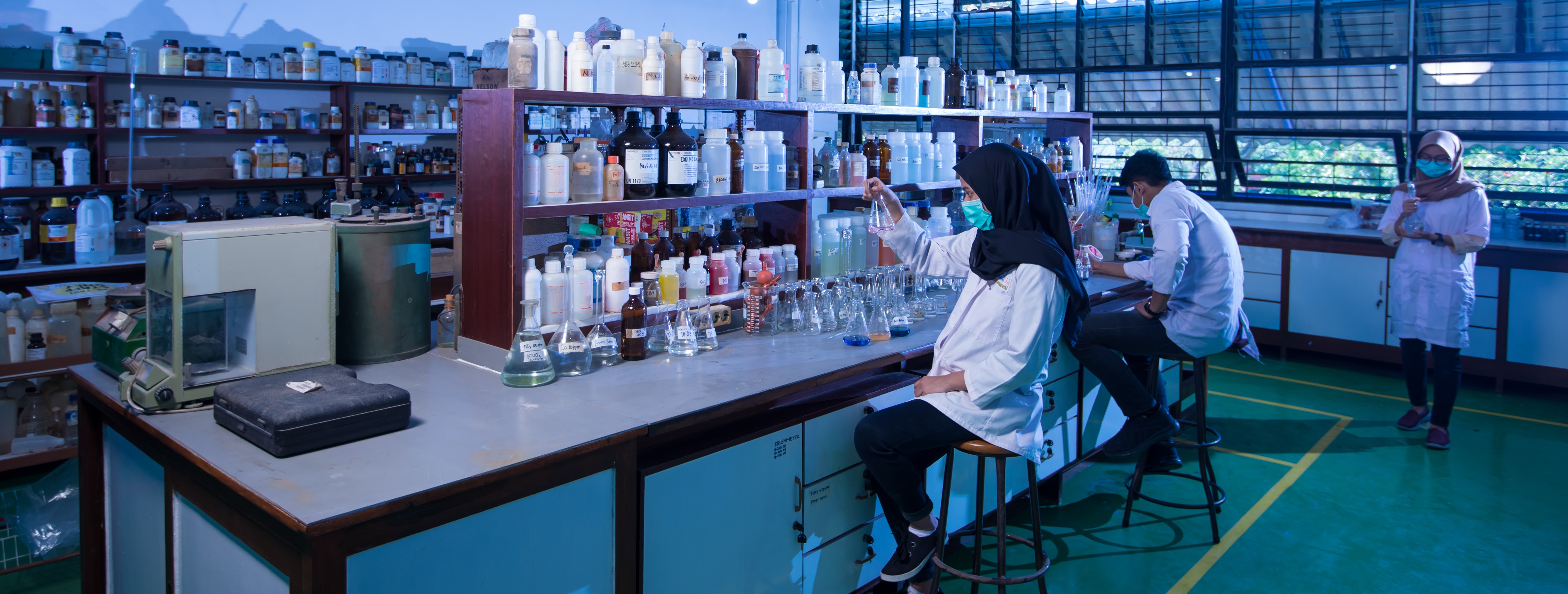 Laboratorium - Departemen Teknik Kimia