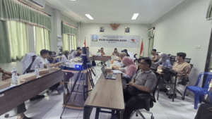 TIM POLYURETHANE ITS GELAR KUNJUNGAN KE RSUD SUMBER GLAGAH UNTUK REVIEW PRODUK TULANG BUATAN