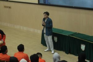 HIMATEKK ITS dan BEM FKG Unair Jalin Kolaborasi Lewat Orange Visit