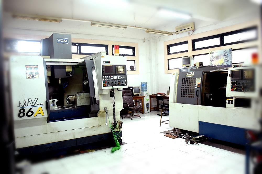 Lab. CNC milling Departemen Teknik Mesin Industri