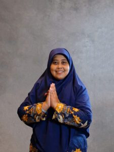 Ria Wardani, SE