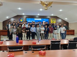 Foto Bersama Mahasiswa Benny Suryanto, Associate Professor dari Heriot-Watt University 