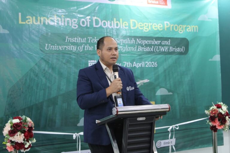 Vice Dean Muhammad Saiful Hakim speaking at the ITS UWE Bristol double degree launch