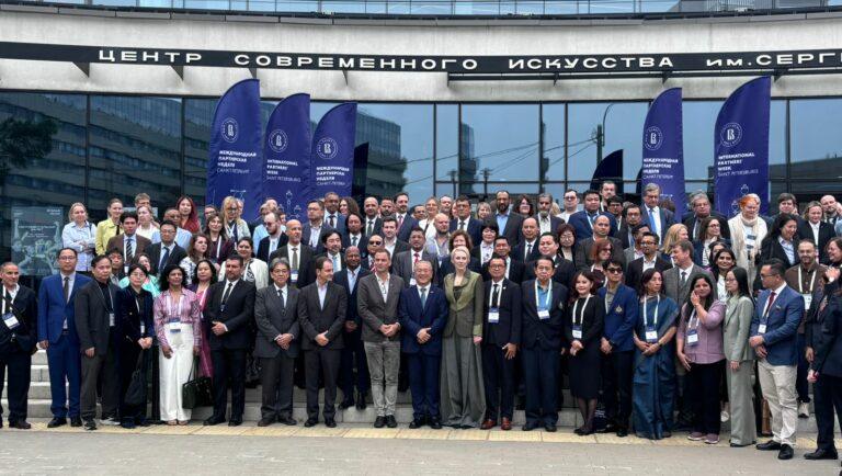 Group photograph of international university representatives attending International Partnership Week IPW 2026 hosted by Institut Teknologi Sepuluh Nopember ITS for global academic collaboration