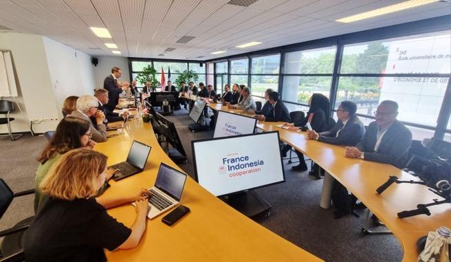The Indonesian delegation, including the ITS Rector, participates in the high-level Indonesia-France cooperation meeting as part of the 14th JWG series at Université d'Angers, France