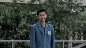 Lulusan Terbaik D4 ITS dengan Segudang Pencapaian