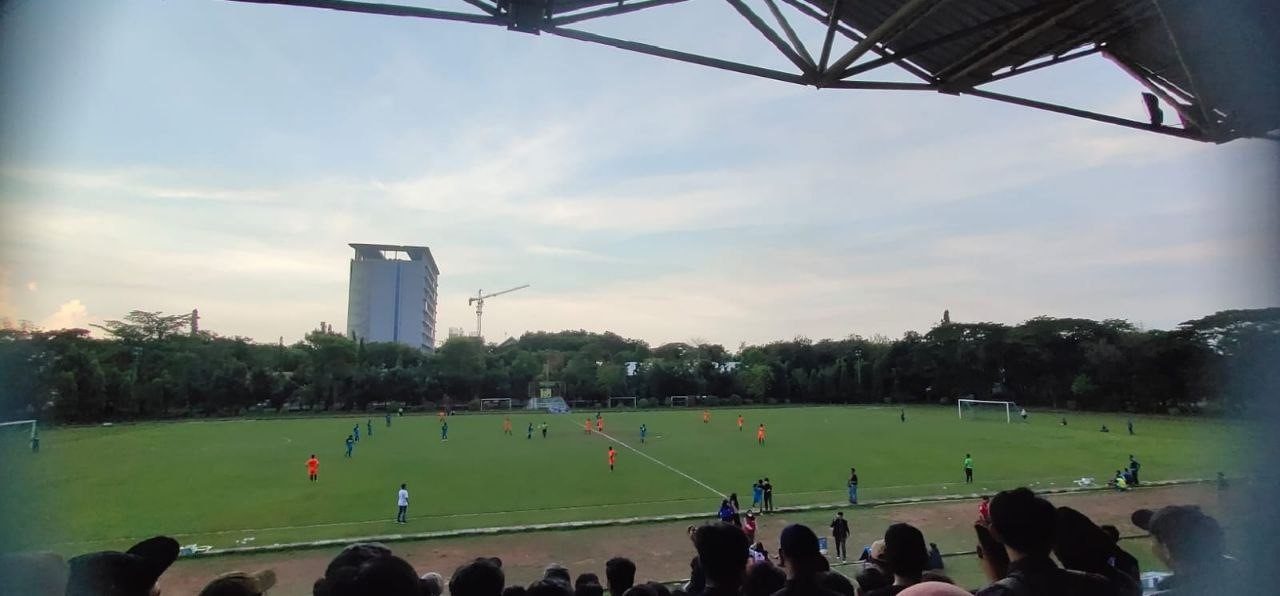 Football Match Atmosphere Faculty of Vocational against Faculty of Marine Technology