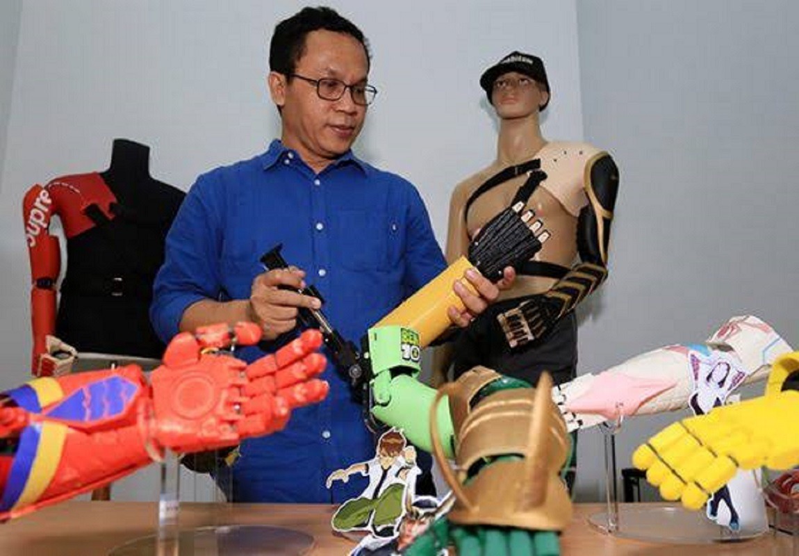 1000 Tangan Bionik