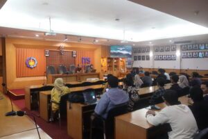 Opening Dialogue: Faculty Coordination with KIPK Scholarship Recipients at F-ELECTICS ITS