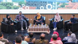 Sharing Session FT-EIC Bahas Kesehatan Mental hingga Karakter Generasi Z