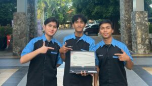 Tim Unstoppable Juara 1 THEORIST 2025 dengan Inovasi Smart Waste Management