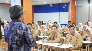 Kunjungan KIR CAKRA SMA Negeri 2 Madiun ke Fakultas Kedokteran dan Kesehatan ITS 