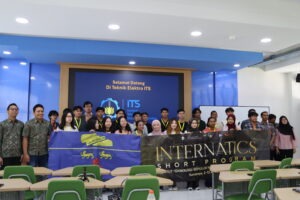 Belajar Lingkungan dan Kembangkan Kesadaran Ekologis, FTEIC ITS dan Universiti Malaya Jelajahi PPLH Seloliman dan Gunung Bromo