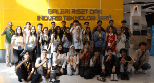 Strengthening International Cooperation, FTEIC ITS Holds Short Program INTERNATICS with Universiti Malaya