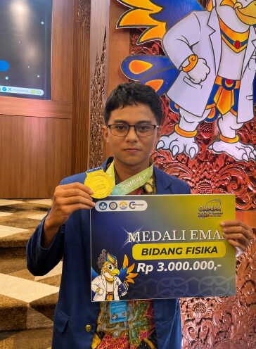Berbekal Prinsip ‘Nothing to Lose’ dan Semangat Juara Sejak Bangku SMA, Mahasiswa Baru Teknik Elektro ITS Raih Gold Medal di Ajang ON-MIPA PT Tingkat Nasional