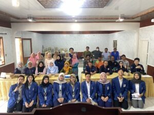 Response and Emergency Aid for Disaster Readiness (READY): Penguatan Kesiapsiagaan Kegawatdaruratan dan Bencana di Desa Padusan