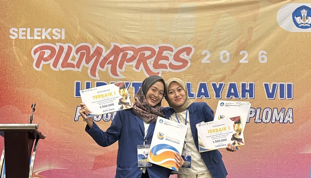 Dua mahasiswi ITS peraih Juara I Pilmapres Wilayah Jatim