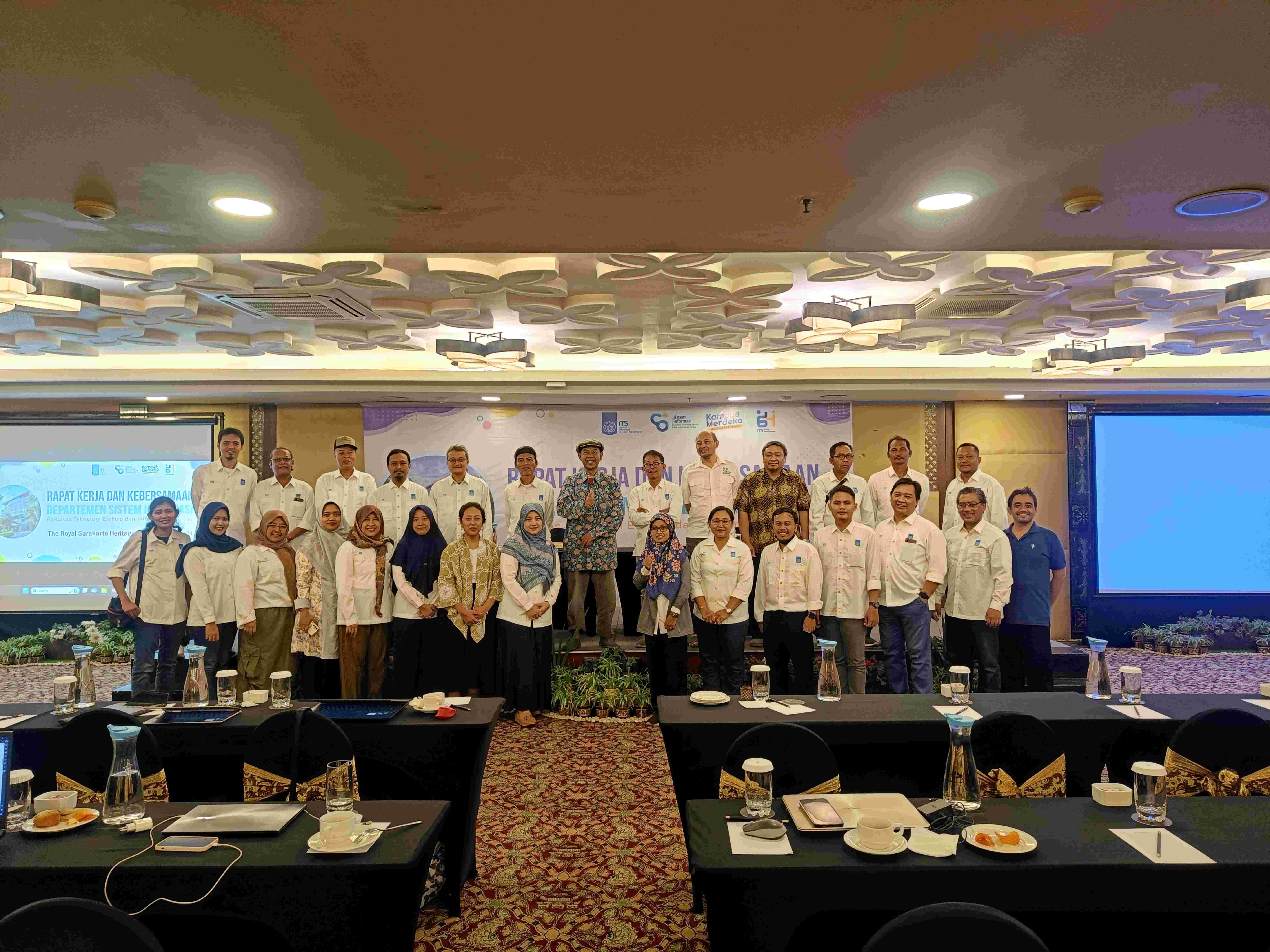 Rapat Kerja Departemen Sistem Informasi #2